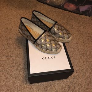 RESERVED Gucci Flat Pilar GG espadrille with bees